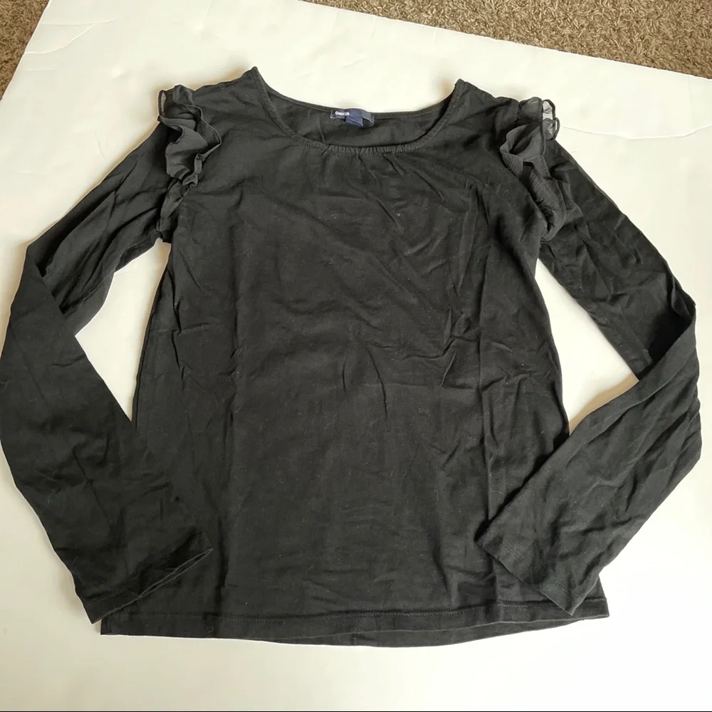 Gap ruffle tee